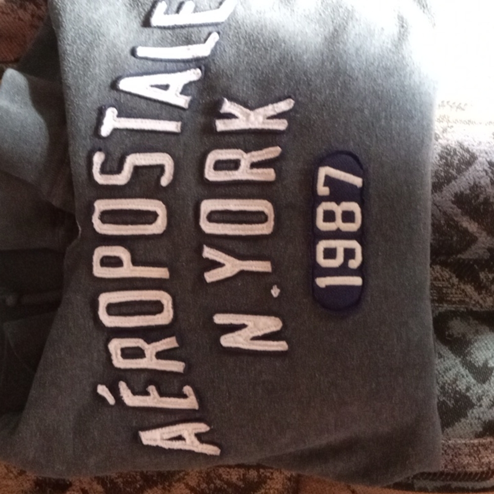 Aeropostale sweatshirt